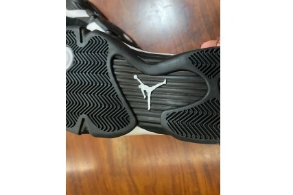 14 White “Black University 487471-016 Jordan Red” 1205